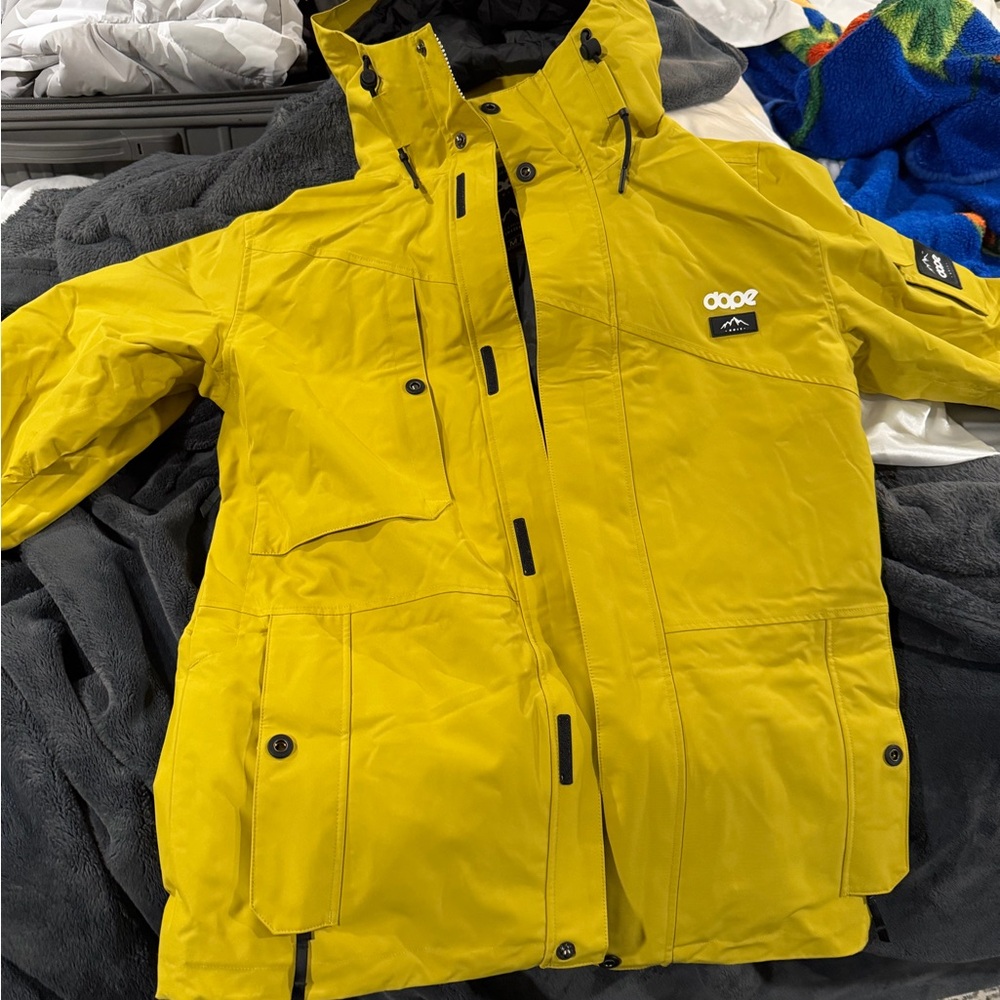 DOPE NEW!! Yellow snowboard ski Jacket